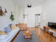 Beautiful, Furnished 80m² Altbau Apartment – A Green...