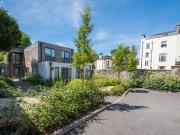 Beautiful Ground Floor Studio With Private Garden