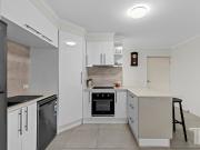 Beautiful Ground Floor Unit with Spacious Courtyard in...