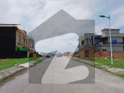 BEAUTIFUL House For Rent Bahria Town Phase 8