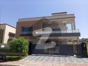 Beautiful House With Best Location