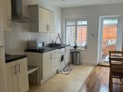 Beautiful Large Garden Flat All Bills Included!