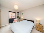 Beautiful, large modern 2 bedroom apartment