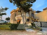Beautiful Lawn Plus Boulevard And Corner House For Sale...