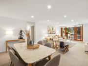 Beautiful Level Apartment North Aspect Premium Complex