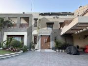 Beautiful like brand new french bungalow