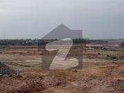 Beautiful Location, 10 Marla Plot Sector J Dha 5