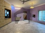 Beautiful Luxury 1 Kanal Full House For Rent In I 8...