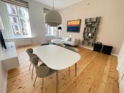 Beautiful luxury apartment in prime Kollwitzstrasse...