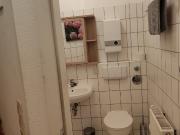 Beautiful maisonette flat with roof terrace and parking...