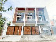 ⚜️BEAUTIFUL MODERN 3 STOREY BRAND NEW TOWNHOUSE⚜️ FOR...