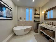 Beautiful & modern flat in vibrant neighborhood, Paris... Beautiful & modern flat in vibrant neighborhood, Paris...