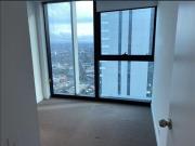 Beautiful North Facing Apartment With Car Park !