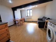 Beautiful one bedroom apartment Liverpool Center