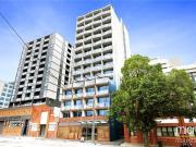 Beautiful One Bedroom Apartment with Whitegoods Included!