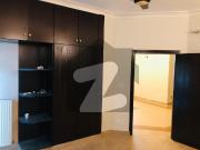 Beautiful Renovated Flat Is Available For In Tariq...