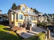 Beautiful Spacious 5 Bedroom House in White Rock!