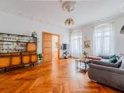 Beautiful, spacious apartment in Charlottenburg for...