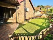 beautiful town house with excellent.