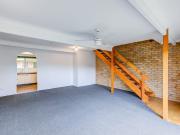 Beautiful Townhouse, in a great Location