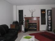 Beautiful Townhouse – Walking distance to CHEO & General Hos