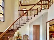 Beautiful Victorian Design House and Lot in Bacoor