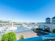 Beautiful water views in close proximity to CBD