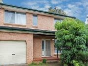BEAUTIFUL WELL MAINTAINED 3 BEDROOM TOWNHOUSE