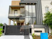 Beautifull brand new luxury modren design house...