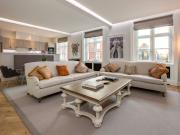 Beautifully Composed Duplex Apartment on Park Street