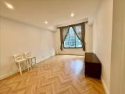 Beautifully Converted Heritage Building – Elegant 2...