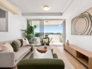 Beautifully Designed Unit with Breathtaking Views in...