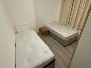 Beautifully Furnished Double Room in Norbury CR7 8AL