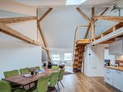 Spacious and unique gallery apartment for rent