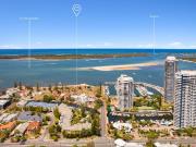 BEAUTIFULLY POSITIONED 2 BED 2 BATH WATER FRONT...