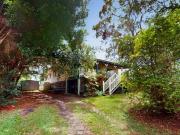 Beautifully positioned on Macleay Island