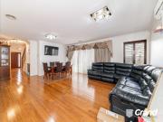 BEAUTIFULLY PRESENTED DOUBLE STOREY HOME IN THE HEART OF...