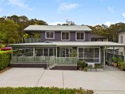 Beautifully presented family haven with pool, studio and...