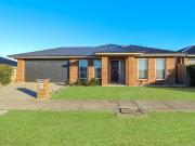 Beautifully presented near new 3 bedroom home in...