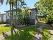 BEAUTIFULLY RENOVATED 3 BEDROOM HOME WALK TO LISMORE CBD!