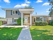 Beautifully renovated 5 bedroom family home