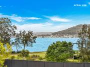 Beautifully Renovated Apartment & Solid Waterfront Complex