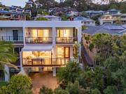 Beautifully Renovated & Architecturally Designed Diggers...