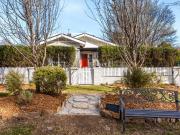 Beautifully Renovated Cottage