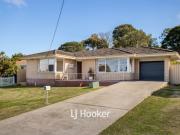 Beautifully Renovated Home on a Huge South Bunbury Block