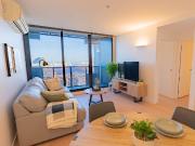 Beautifully Renovated | Level 37 Sky Home