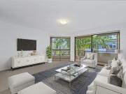 Beautifully Tranquil, Parkside Two Bedroom Apartment