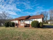Beautifully Updated 3/2 Home in North Nashville 100...