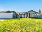 Beautifully Updated Chartwell Rancher Sutton Place