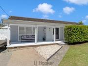 BEAUTIFULLY UPDATED SINGLE LEVEL HOME WITH GENEROUS...